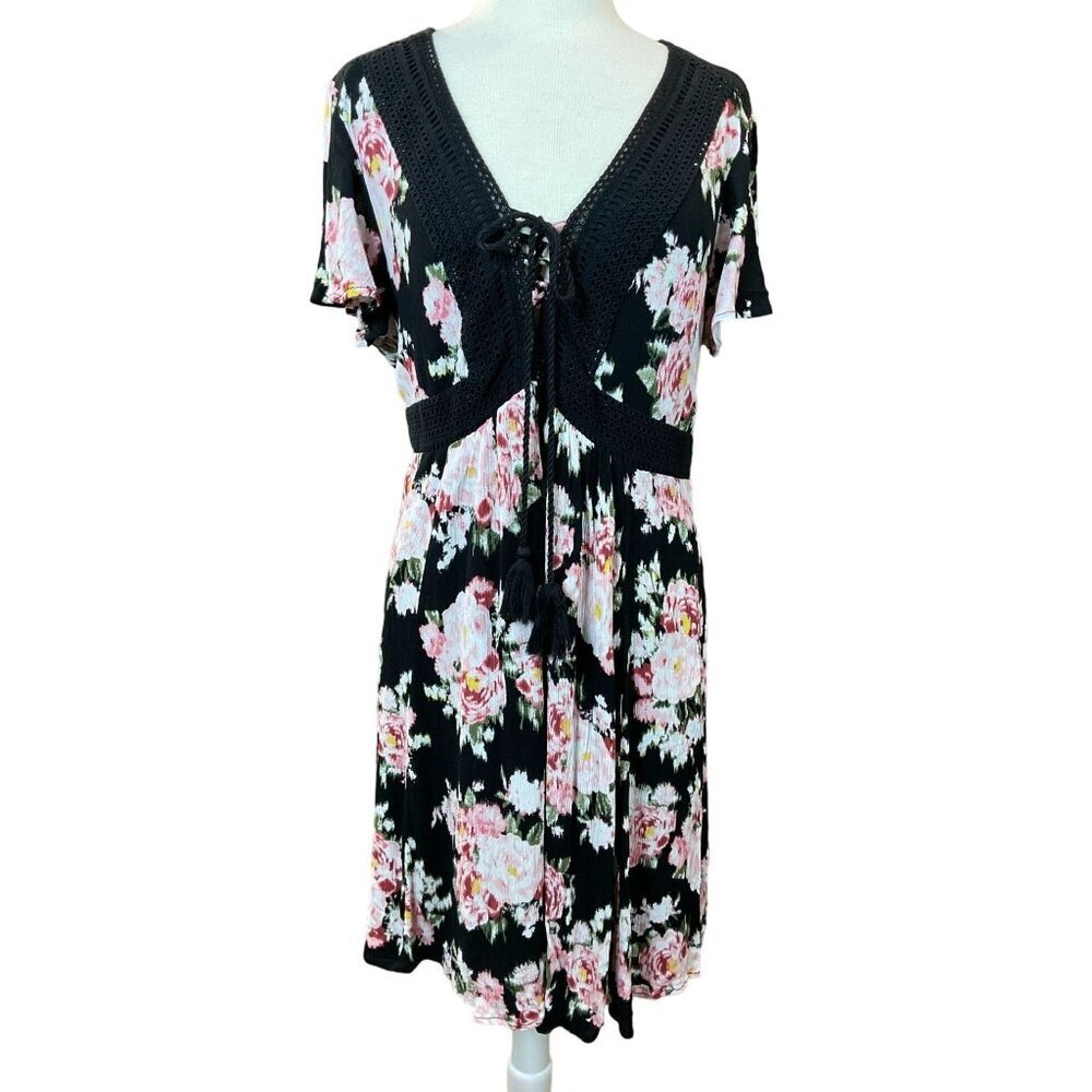 Torrid Mini Gauze Lace-Up Black and Pink Floral Skater Dress 1X Flutter Sleeves